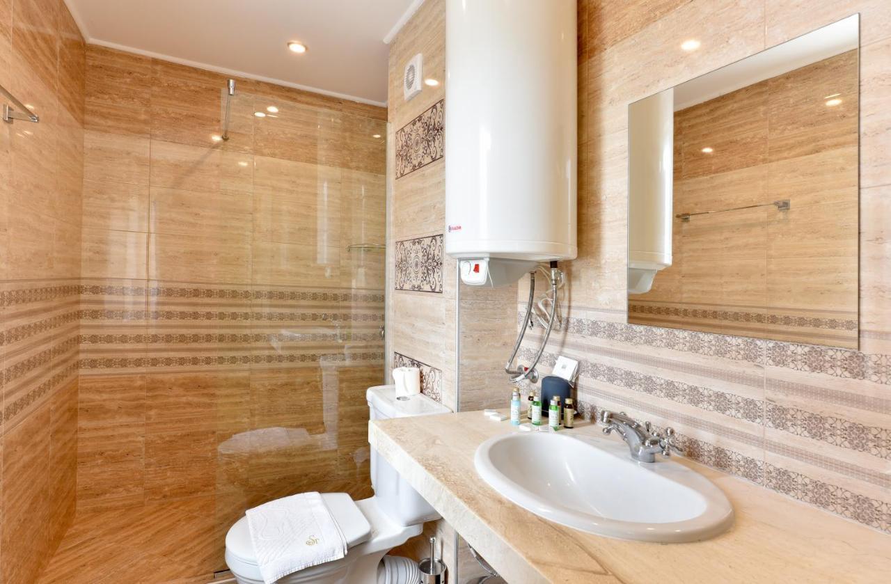 Sirena Palace Family Hotel Obzor Bagian luar foto