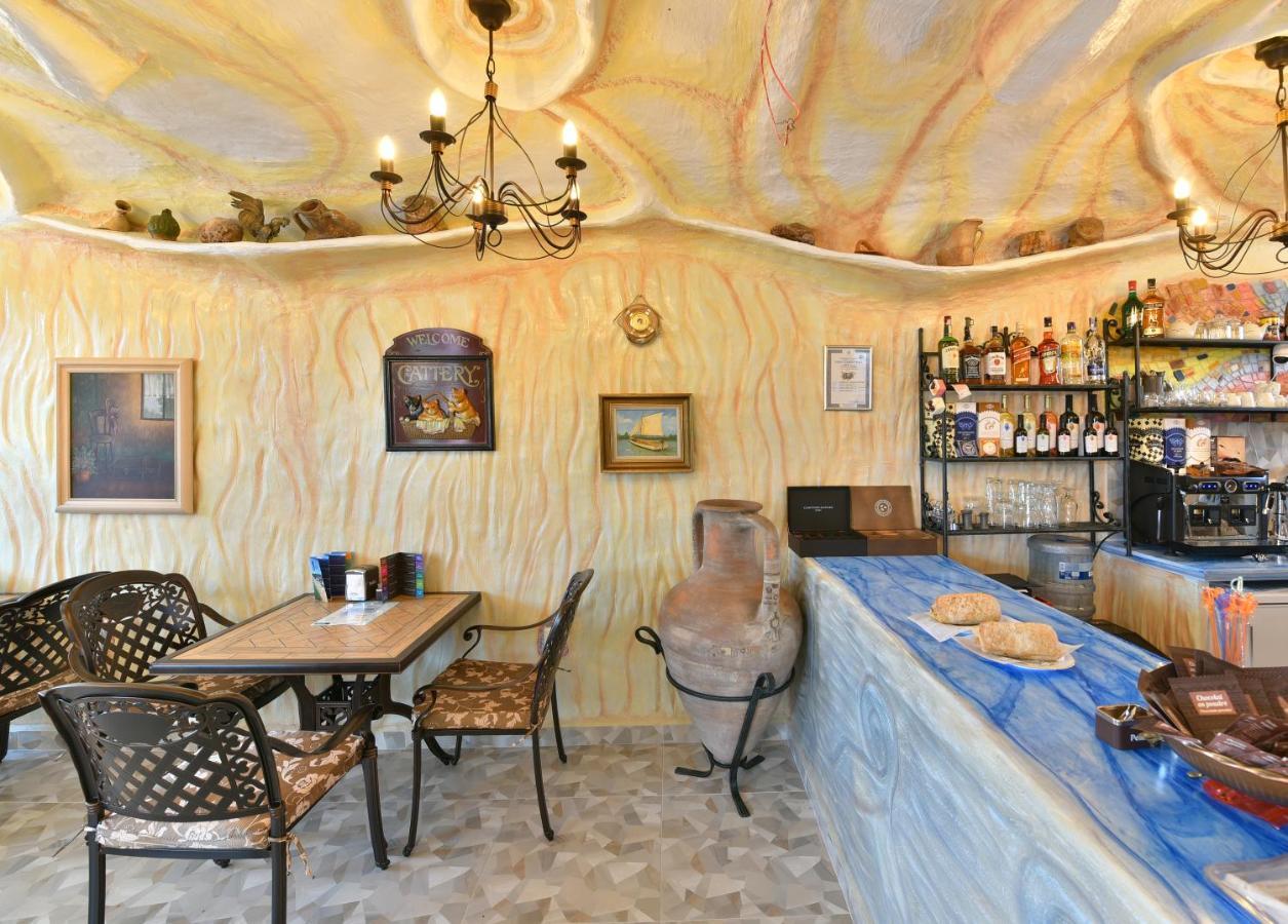 Sirena Palace Family Hotel Obzor Bagian luar foto