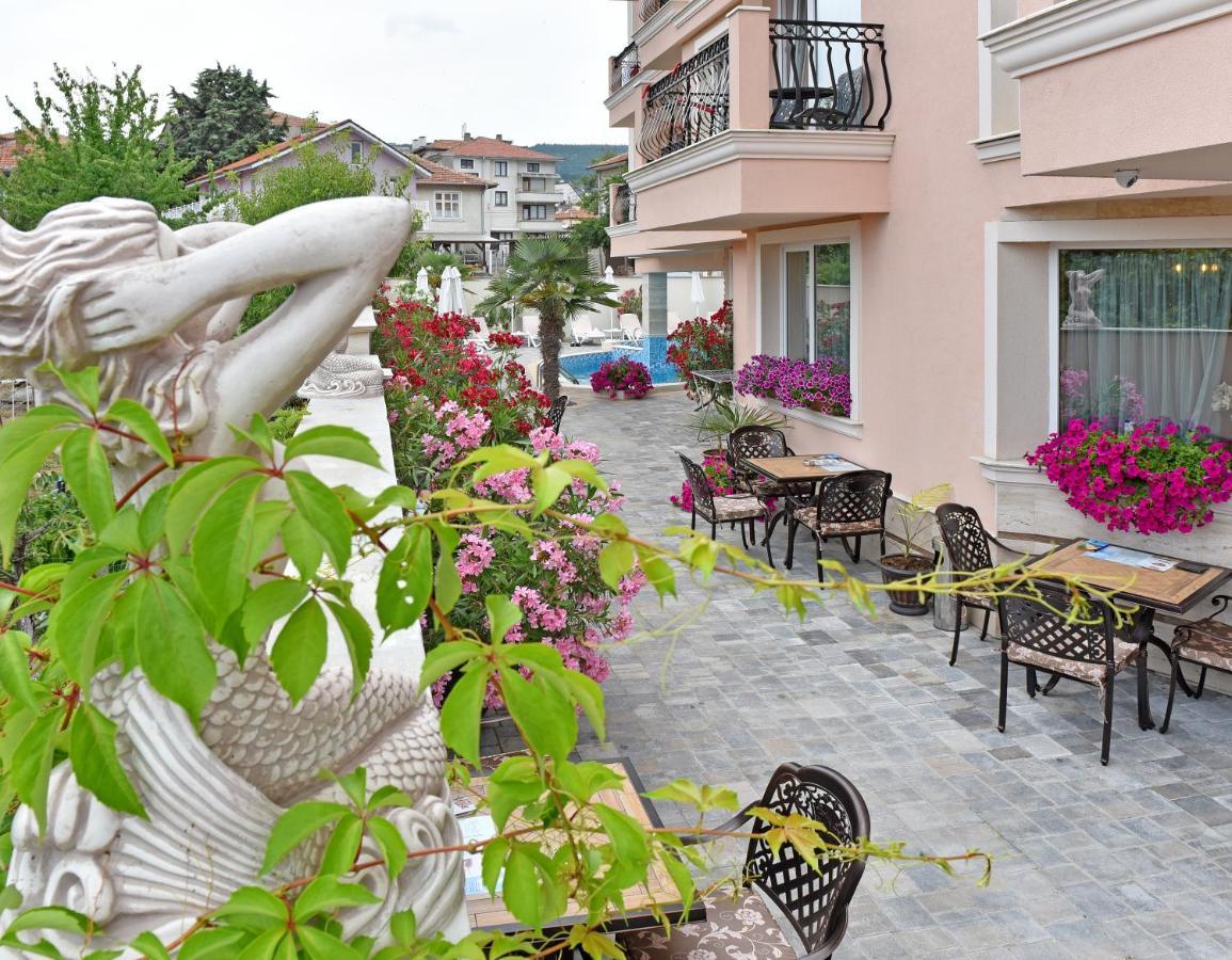 Sirena Palace Family Hotel Obzor Bagian luar foto
