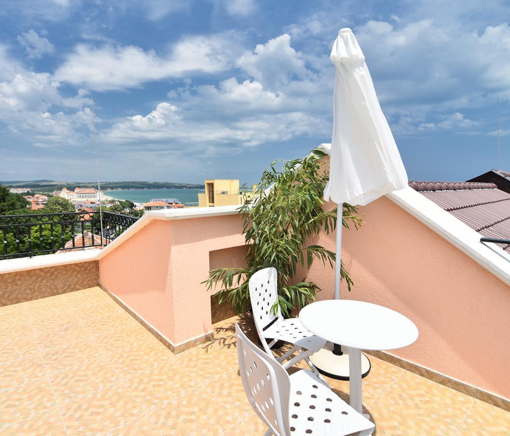 Sirena Palace Family Hotel Obzor Bagian luar foto