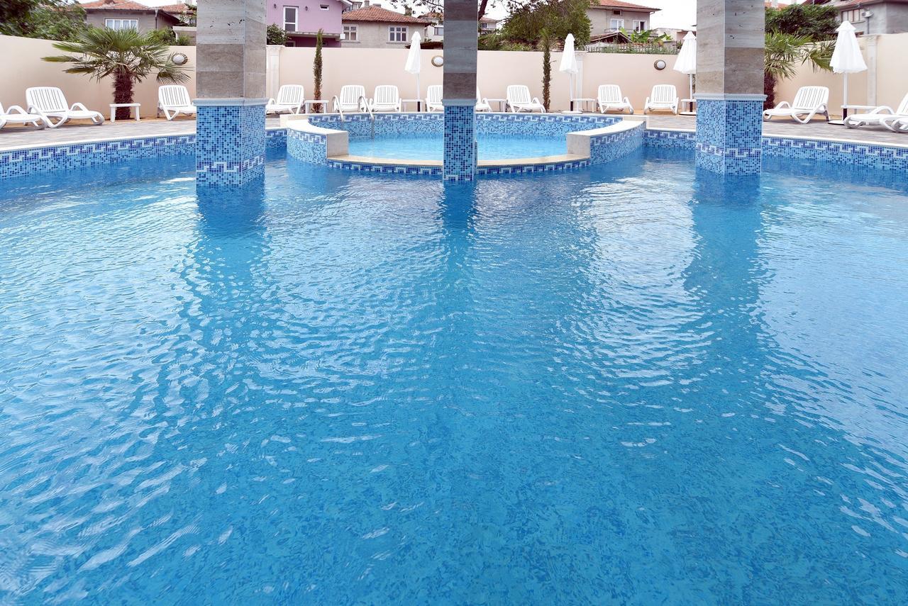 Sirena Palace Family Hotel Obzor Bagian luar foto