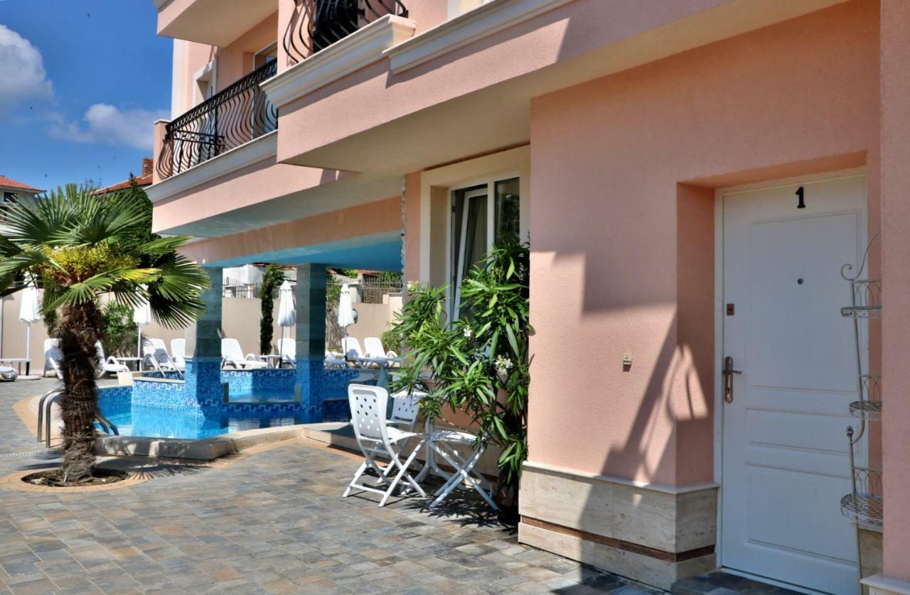 Sirena Palace Family Hotel Obzor Bagian luar foto