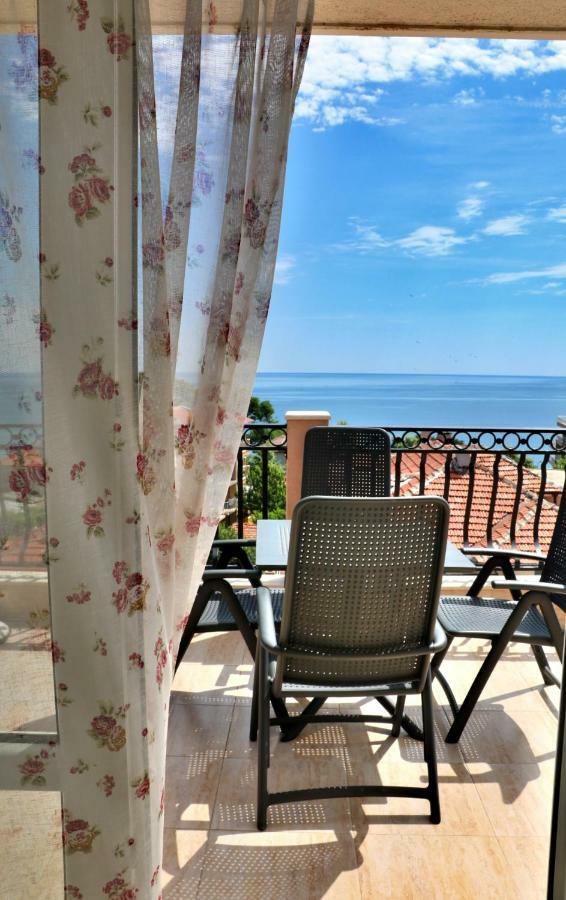 Sirena Palace Family Hotel Obzor Bagian luar foto